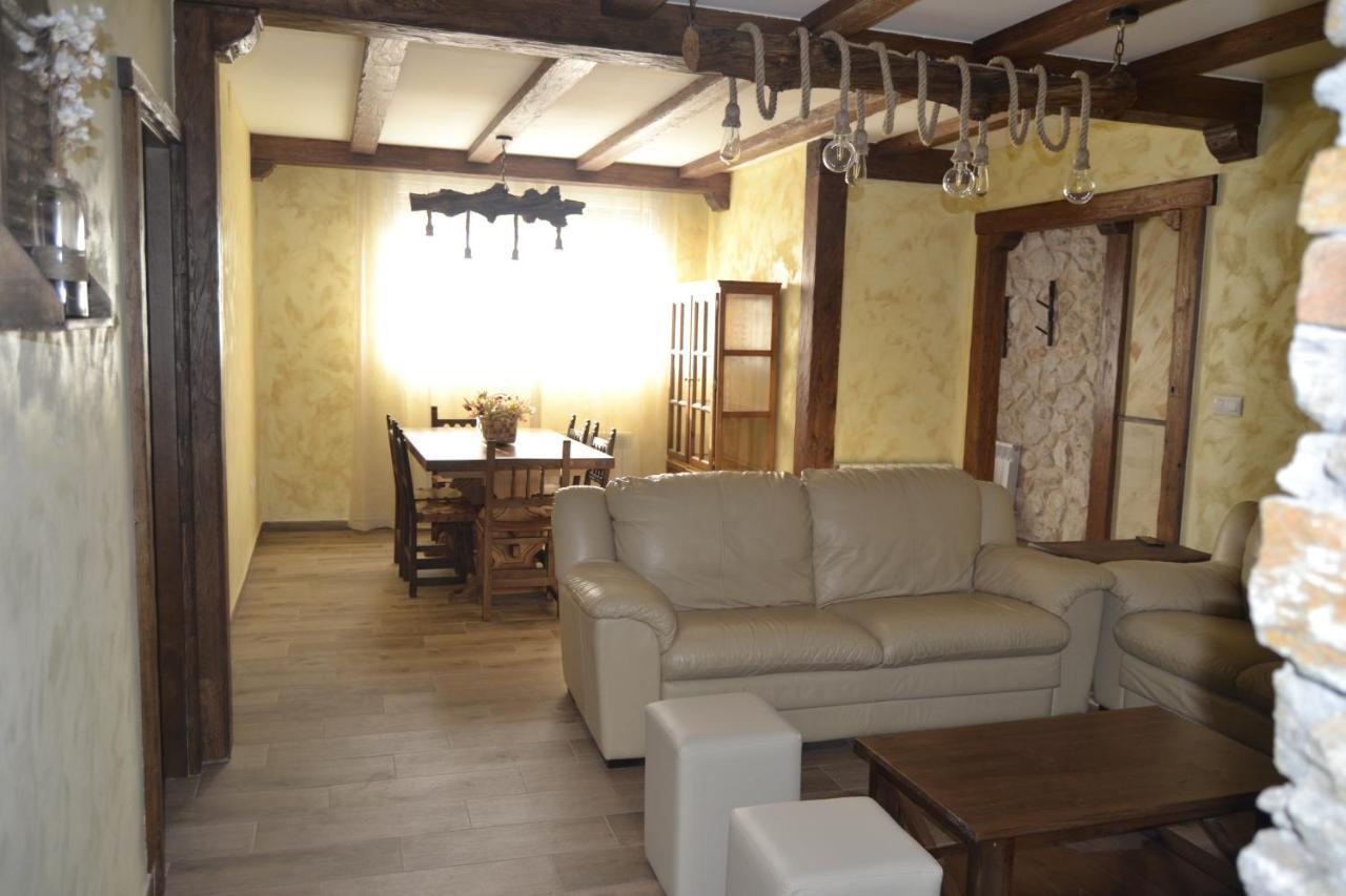 El Capricho De Los Carrascos Juarros de Voltoya エクステリア 写真